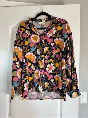 Floral Button-Up Blouse in Black Multicolor